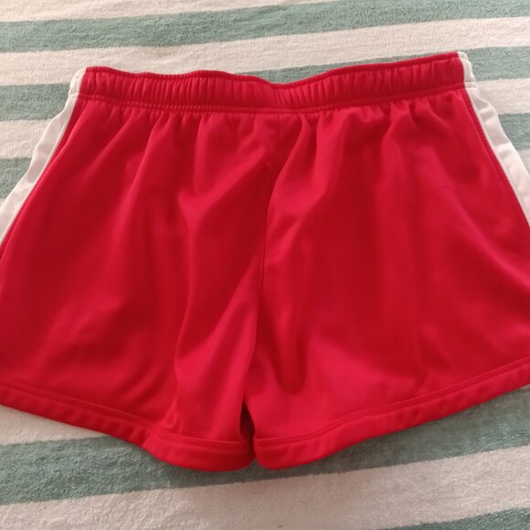 NWOT VINTAGE TYR RED w/ WHITE SIDES JERSEY ATHLETIC / GYM SHORTS, SIZE "XL" - Picture 2 of 11